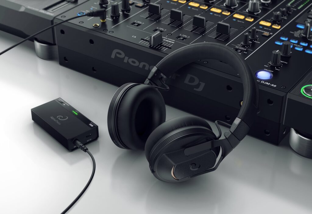 Nouveau casque Bluetooth Pioneer DJ Alphatheta HDJ-F10 - Le meilleur casque sans fil pour DJ professionnel - Avis, test, prix, comparatif et guide d'achat