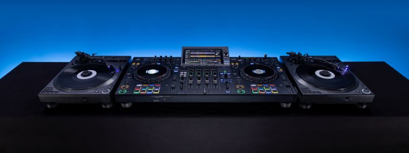 Pioneer DJ AlphaTheta XDJ AZ controleur DJ autonome