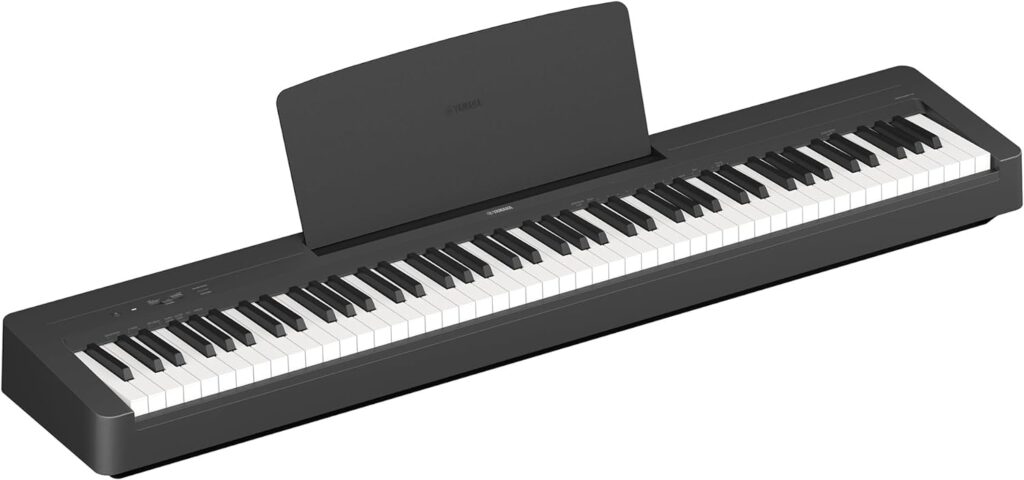 Yamaha P-145